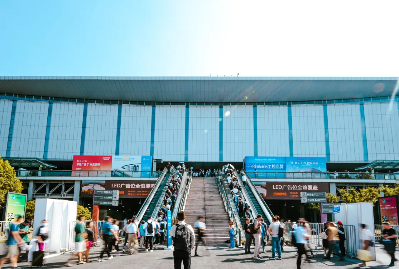 上海展会搭建中新型轻质材料的应用趋势分析正文配图 1